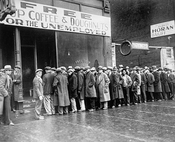 Unemployed men standing in line outside a depression soup kitchen in Chicago, 1931